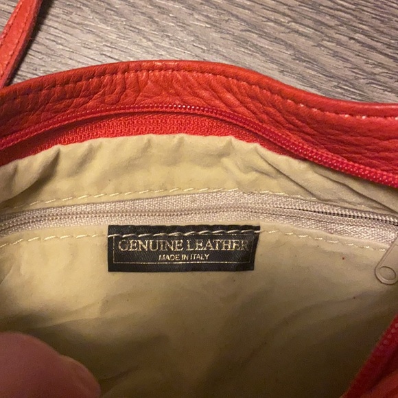 Red Italian leather purse - Picture 4 of 6